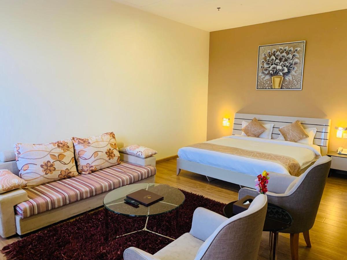 Wafa Hotel & Apartment Kampong Mata Mata Экстерьер фото
